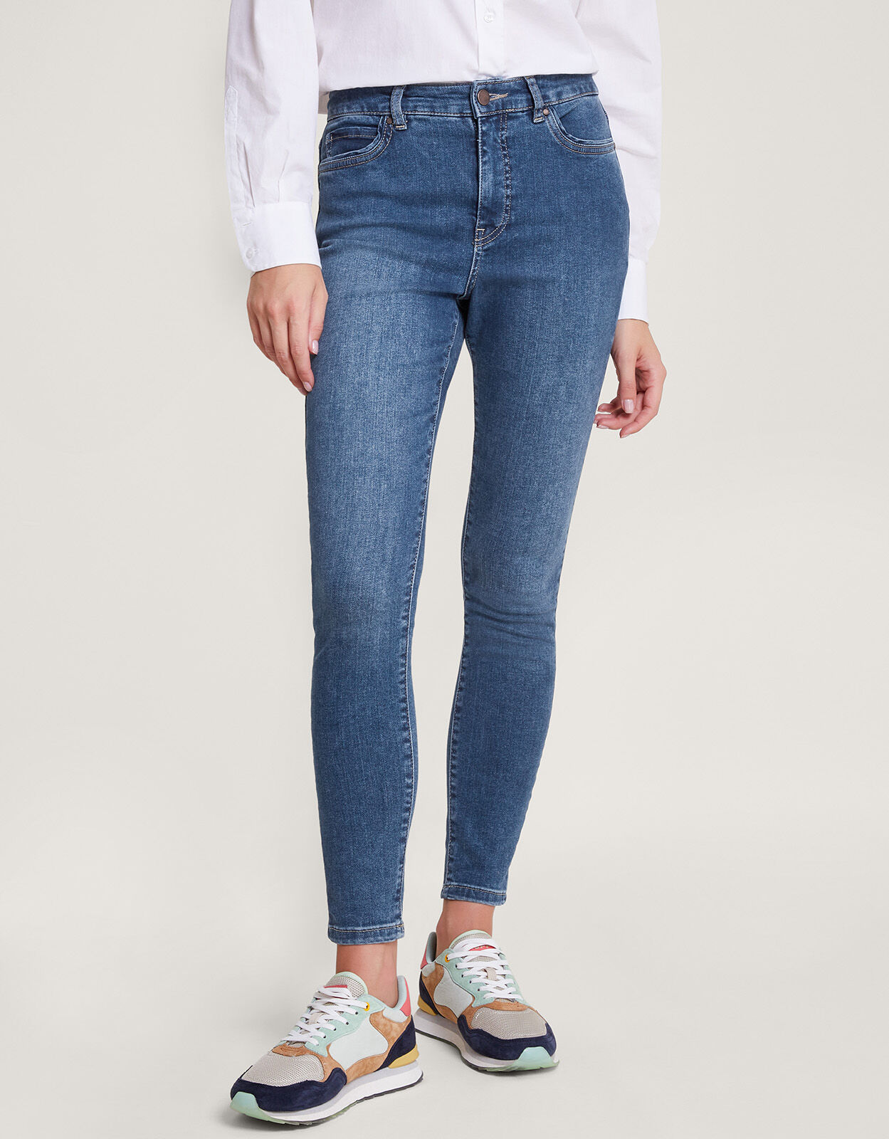 Iris Short-Length Skinny Jeans Blue