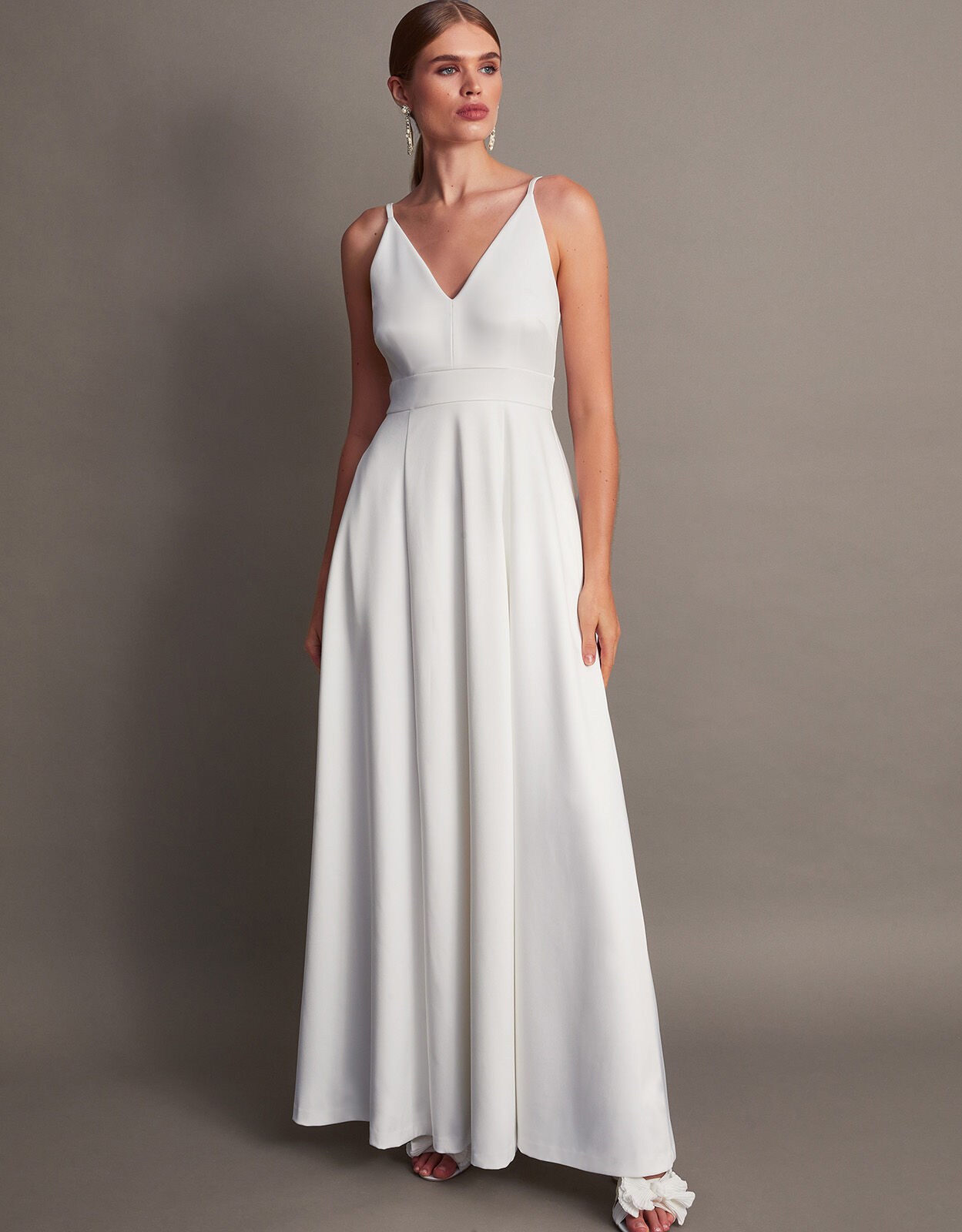 Long Sleeve Ruffle Skirt White Wedding Dress – daisystyledress